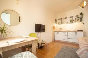 Central Cozy Studio - Dostojevski