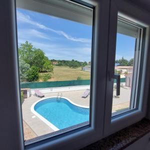 Relax to the max with the sea view