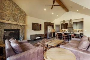 River Run Townhomes - 3 Bedroom - Walk To Slopes!