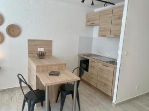 Appartements Superbe Studio neuf : photos des chambres