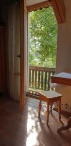 Mājīga istaba ar balkonu un vannasistaba, bezmaksas velo noma