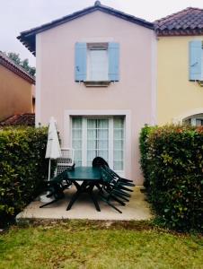 Maisons de vacances Lac Mondesir the little house and its Bastide : photos des chambres