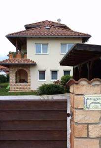 Mediterrania Apartment