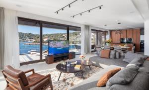 Beachfront Villa Punta Planka with Pool