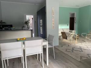 Villas Magnifique villa avec piscine : photos des chambres