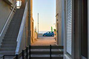 Anastasia mare home #A#