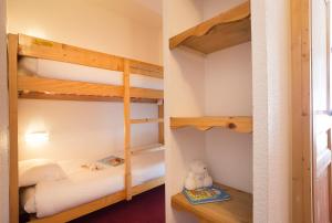 Villages vacances VVF La Plagne Montalbert Paradiski : Chambre Quadruple