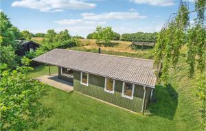 3 Bedroom Nice Home In Knebel