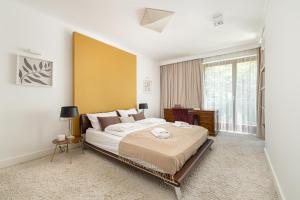 ECRU 3 Bedroom Luxurious Apartment with Tarraces