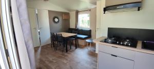 Campings MOBIL HOME PRIVILEGE 4 PERS LAVE VAISSELLE : photos des chambres