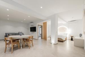 Gemela AllstarBoutique in Aegina Z