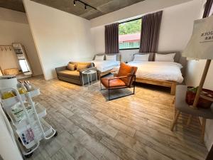 Phòng Bốn Người Có Phòng Tắm Riêng (Quadruple Room with Private Bathroom)