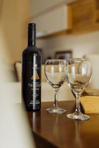 Olympus Betty’s apartments