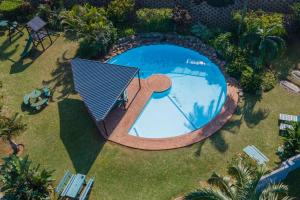 Salt Rock, Gleneagles, sea view, pool, swimming beach 50m away