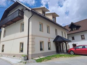 Apartment Danica - 3hvězdičkové hotely ve městě Kranjska Gora