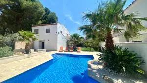 VILLA ANCORA - 卡拉法特