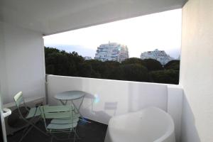 Appartements ! Le BEAULIEU ! Clim, terrasse, central, plage : photos des chambres