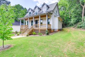 obrázek - Quaint Newnan Vacation Rental Near State Park!