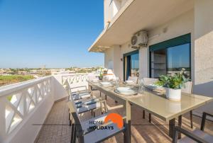 #071 Maria Luisa by Home Holidays