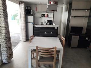 Campings MOBIL HOME 3 CH TOUT CONFORT 2 SDB : photos des chambres