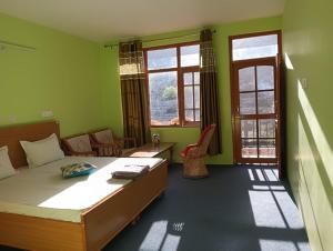 Tanghaa House Nako