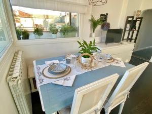 Rilassante SuperAttico con Vista sulle Colline - Perfetta Fuga Romantica