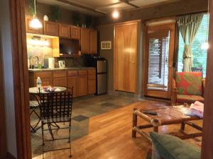 Maui What a Wonderful World Bed & Breakfast