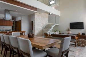 Spectacular 4BR Tulum Style Villa with Concierge and Secluded Pool