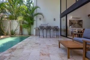 Spectacular 4BR Tulum Style Villa with Concierge and Secluded Pool