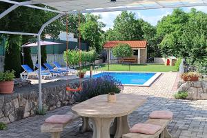 House for vacation Runac 
