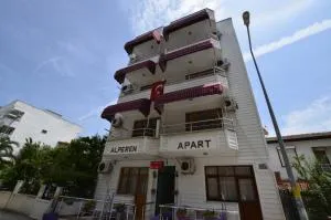 ALPEREN APART - 班德尔马