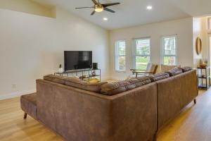 Heated Pool: Pet-Friendly Home in Cape Coral
