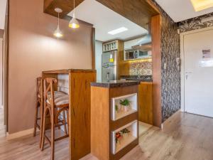 280 metros, Rua Coberta - Centro - Vale das Hortênsias 204 II