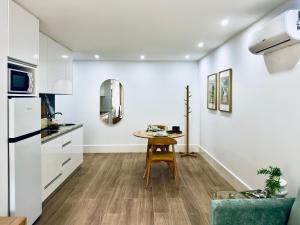 Vibrant Host -Bonfim