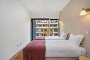 WHome Urban Retreat wParking, Elevator & AC by Benfica Stadium