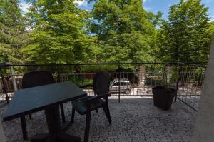 Double or Twin Room with Terrace