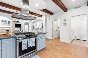 Gorgeous Santa Cruz Villa - Modern Beachside Paradise with NEW Hot Tub & Fast Wi-Fi