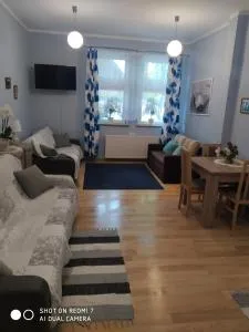 Konik Bar i Pokoje Gościnne - 卡迪尼