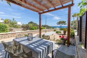 Villa Sunrise by the Sea