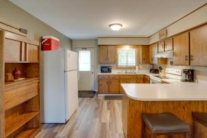 Sacajawea Suite 1 with Deck in Heart of Medora!