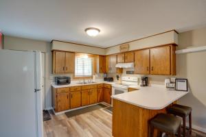 Sacajawea Suite 1 with Deck in Heart of Medora!