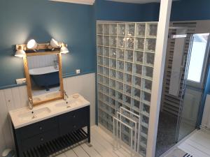 Maisons de vacances Les Volets Bleus de Veules Les Roses : photos des chambres