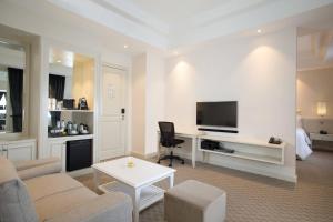 1 Bedroom Suite, 1 King