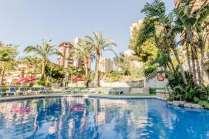 Sweeping Views 1bd condo 100m to Poniente Beach