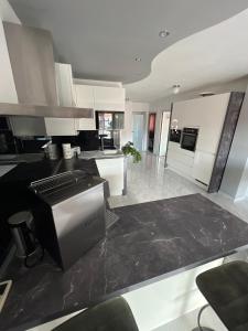 Family-friendly apartments with swimming pool Klenovica, Novi Vinodolski - 18260