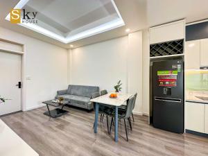 Sky House Apartment