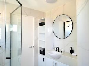 Mooloolaba Beach Club Paradise 2 Bedroom Apartment