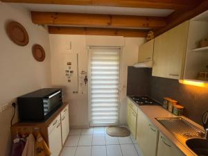 Maison paisible à Capbreton, 3 chambres, terrasse, jardin, proche Hossegor, parking inclus - FR-1-413-222