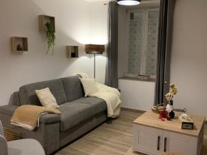 Maisons de vacances Gite Saint-Valentin, 2 pieces, 4 personnes - FR-1-591-442 : photos des chambres