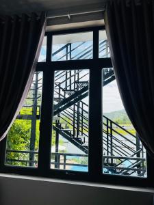 Jade Hotel